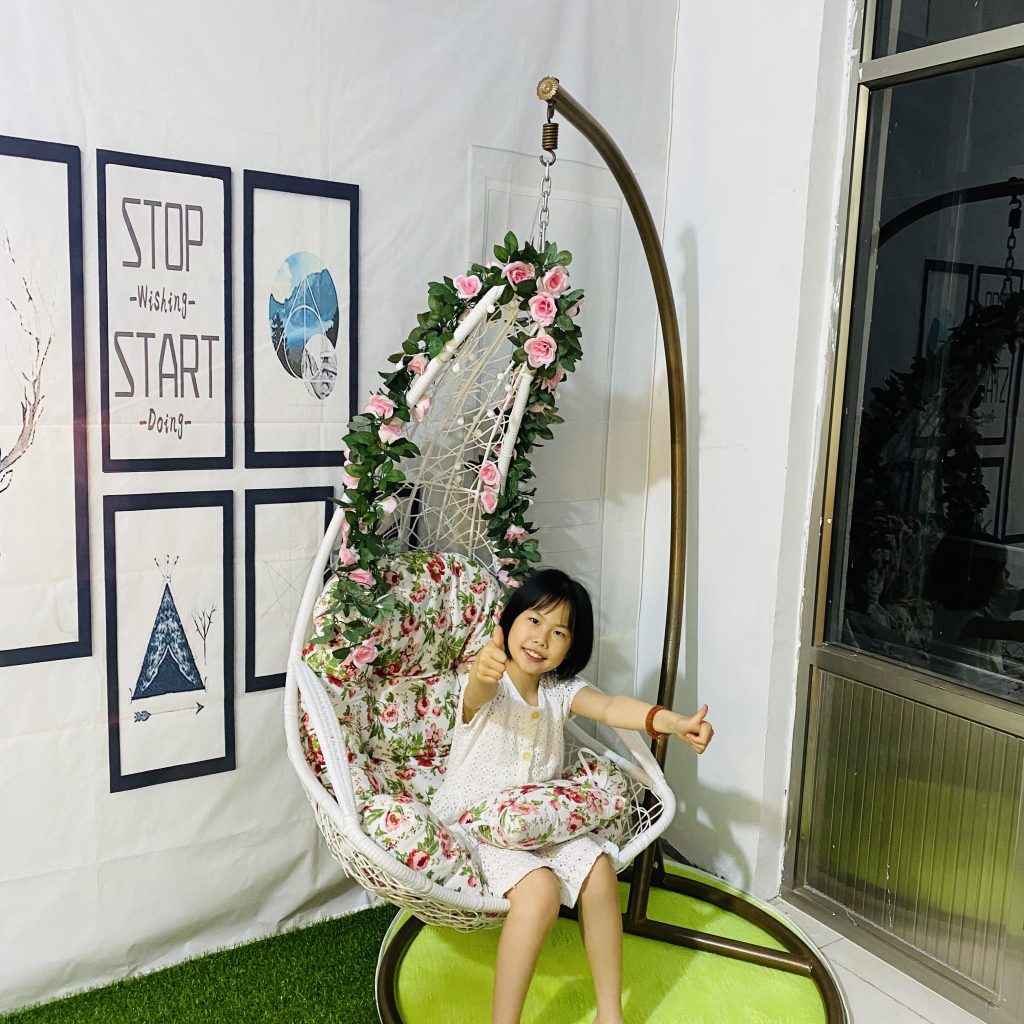Maple leaf PE cane hanging basket枫叶PE藤吊篮
